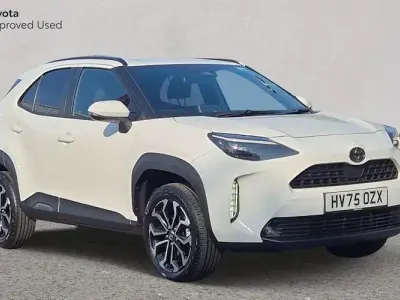 Used Toyota Yaris Cross Design 116 HP (85 kW) 2025 White SUV