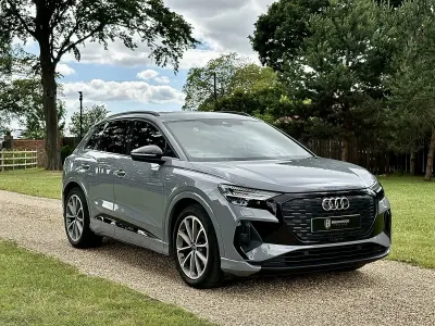 Used Audi Q4 e-tron Comfort 125 kW (170 HP) 2023 Grey SUV