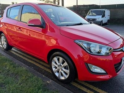 Red Used 2013 Hyundai i20 Active Hatchback | £2,995 (Good price)