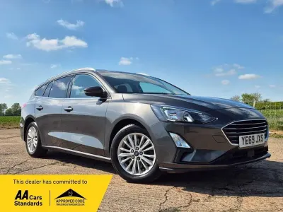 Używany Ford Focus Titanium 125 KM (91 kW) 2019 Szary Kombi