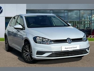 Used VW Golf VII SE 123 HP (90 kW) 2017 Silver Hatchback