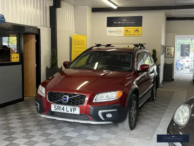 Used Volvo XC70 SE 181 HP (133 kW) 2014 Red Estate