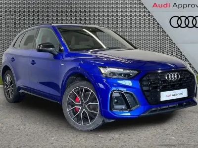 Used Audi Q5 Comfort 261 HP (191 kW) 2023 Blue SUV