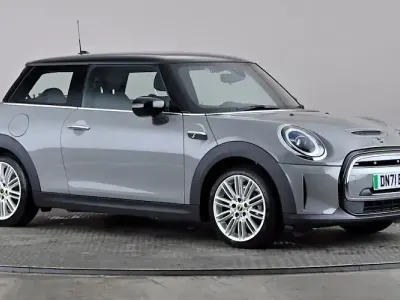 Used Mini Cooper Level 2 135 kW (184 HP) 2023 Hatchback