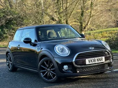 Used Mini Cooper Hatch 136 HP (100 kW) 2018 Black Hatchback