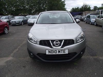 Used Nissan Qashqai Acenta 113 HP (83 kW) 2010 Silver SUV