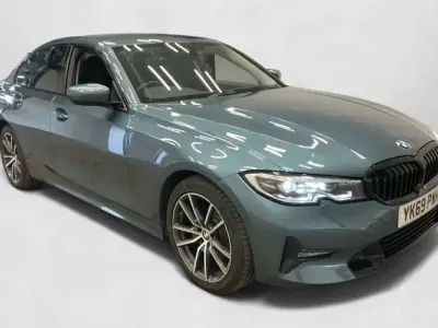 Used BMW 318 Sport Line 150 HP (110 kW) 2020 Blue Sedan
