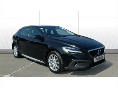 Used Volvo V40 Pro 150 HP (110 kW) 2018 Black Hatchback