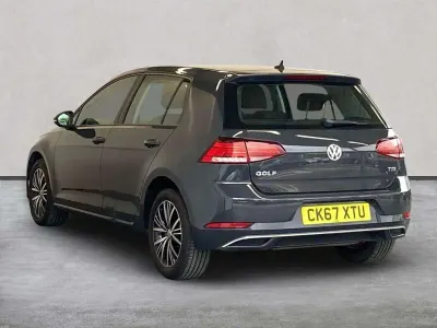 Used VW Golf VII SE 123 HP (90 kW) 2017 Grey Hatchback