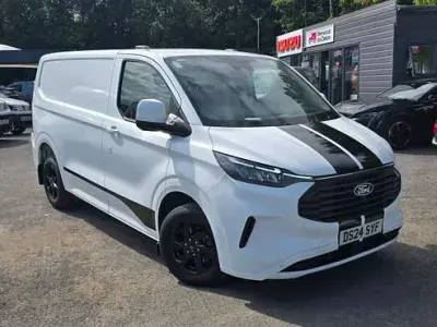 Used Ford Transit Custom Limited 136 HP (100 kW) 2024 White Van