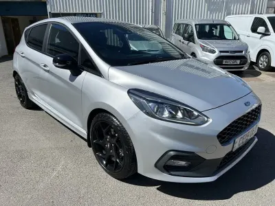 Używany Ford Fiesta ST 200 KM (147 kW) 2019 Srebrny Hatchback