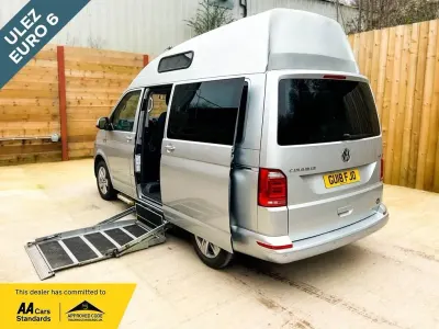 Usado VW Caravelle 204 HP (150 kW) 2018 Prateado Monovolume