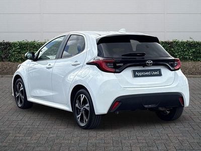 Usado Toyota Yaris Hybrid Design 2024 Branco Citadino