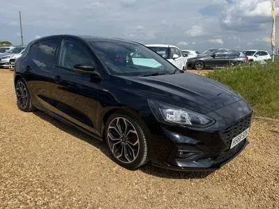 Begagnad Ford Focus ST-Line X 125 HK (91 kW) 2019 Svart Halvkombi