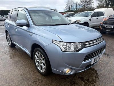 Used Mitsubishi Outlander P-HEV 2015 Blue Estate