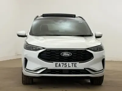 Used Ford Kuga ST-Line X 243 HP (178 kW) 2025 Frozen white SUV