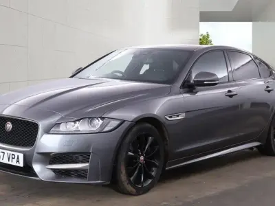 Second-hand Jaguar XF R-Sport 180 CP (132 kW) 2017 Gri Berlinǎ