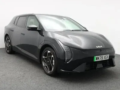 Ny Kia EV4 GT-Line S 150 kW (204 HK) 2025 Svart Halvkombi