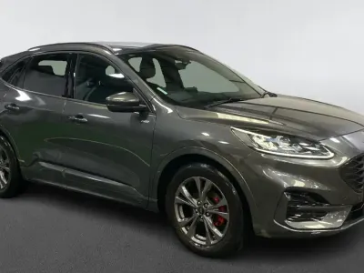 Begagnad Ford Kuga ST-Line 150 HK (110 kW) 2023 Grå SUV