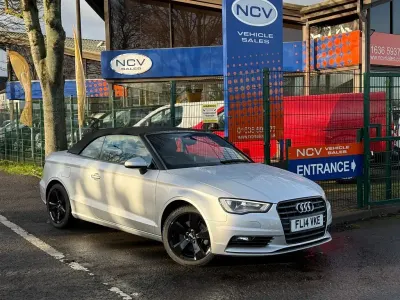 Usado Audi A3 Cabriolet Sport 180 HP (132 kW) 2014 Prateado Cabrios