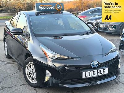 Used Toyota Prius Active 122 HP (89 kW) 2016 Black Hatchback