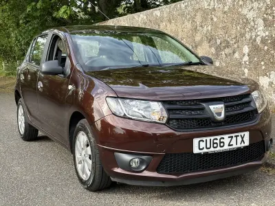 Used Dacia Sandero Ambiance 75 HP (55 kW) 2016 Brown Hatchback