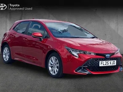 Used Toyota Corolla 140 HP (102 kW) 2025 Scarlet flare Hatchback