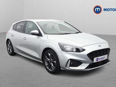 Used Ford Focus ST-Line 125 HP (91 kW) 2019 Silver Hatchback