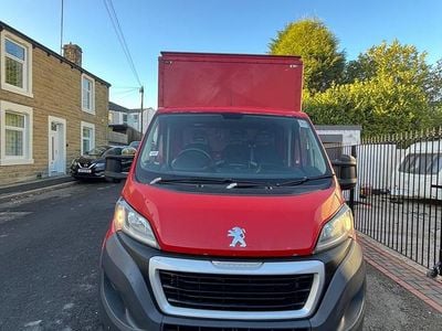 Used Peugeot Boxer 130 HP (95 kW) 2016 Red Van