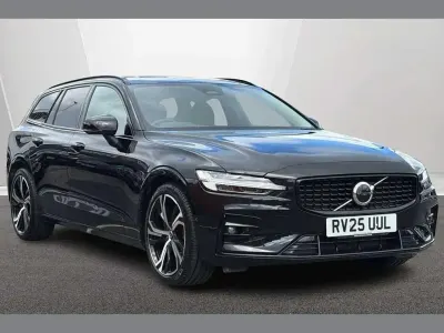 Used Volvo V60 Plus 194 HP (142 kW) 2025 Black Estate