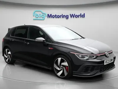 Begagnad VW Golf VIII GTI Clubsport 300 HK (220 kW) 2023 Halvkombi