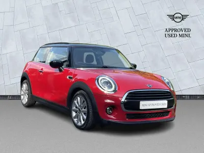 Used Mini Cooper Classic 134 HP (98 kW) 2019 Red Hatchback