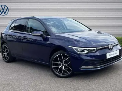 Usado VW Golf VIII Style 147 HP (108 kW) 2021 Azul Citadino