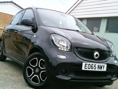 Used Smart ForFour Premium 71 HP (52 kW) 2015 Black Hatchback