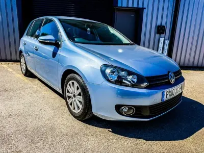 Usado VW Golf VI S 105 HP (77 kW) 2010 Azul Citadino