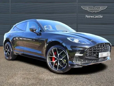 Usado Aston Martin DBX 707 CV (519 kW) 2025 Negro SUV