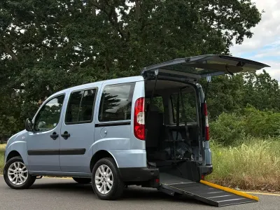 Used Fiat Doblò Dynamic 95 HP (69 kW) 2011 Blue MPV