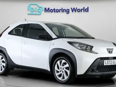 Usado Toyota Aygo X PURE 72 CV (52 kW) 2025 SUV