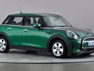 Used Mini Cooper Classic 136 HP (100 kW) 2022 Green Hatchback