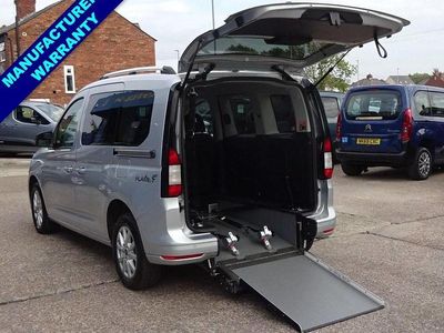 Silver Used 2023 Ford Tourneo Connect Titanium MPV | £19,995 (Fair price)