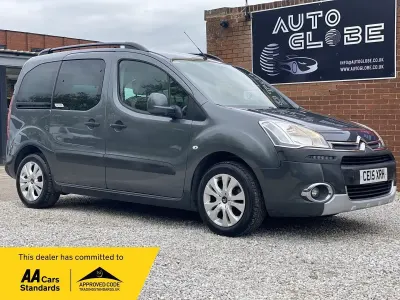 Używany Citroën Berlingo XTR 115 KM (84 kW) 2015 Szary Minivan