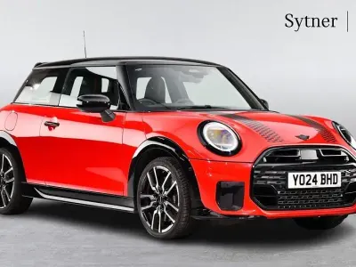 Used Mini Cooper Hatch 154 HP (113 kW) 2024 Red Hatchback