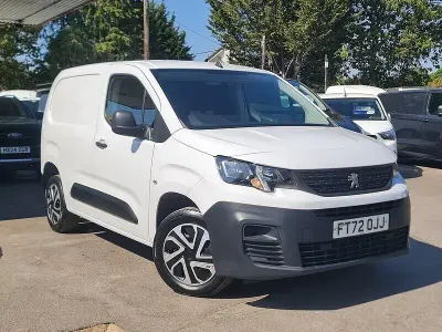 Used Peugeot Partner Premium 131 HP (96 kW) 2023 White MPV