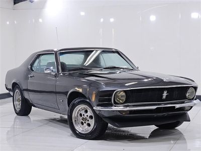 used Ford Mustang COUPE