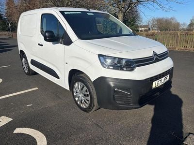 Used Citroën Berlingo 100 HP (73 kW) 2022 White MPV
