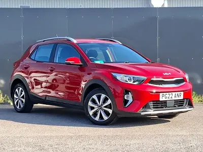 Used Kia Stonic 99 HP (72 kW) 2022 Red SUV