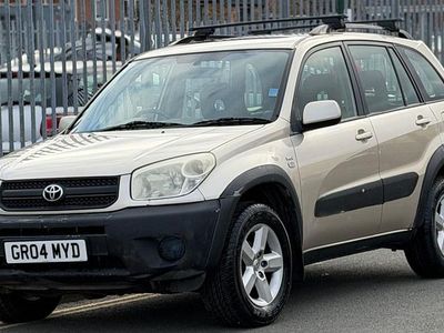 Usado Toyota RAV4 147 HP (108 kW) 2004 Bege SUV