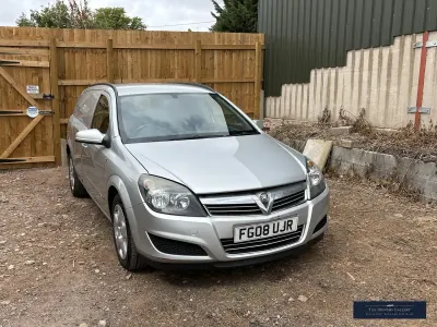Used Vauxhall Astra Sportive 90 HP (66 kW) 2008 Silver Van