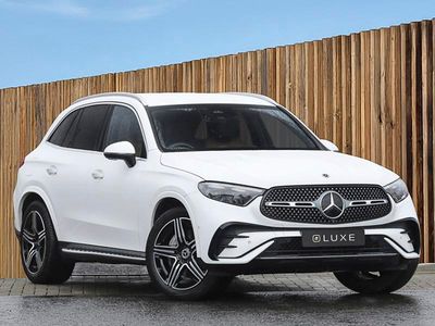 Used Mercedes GLC300 AMG Line Premium 258 HP (189 kW) 2023 White SUV