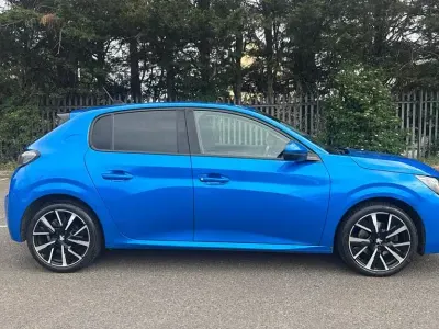 Used Peugeot 208 Allure Premium 2020 Blue Hatchback